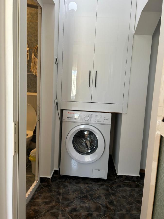 Sj Apartment Тулча Экстерьер фото