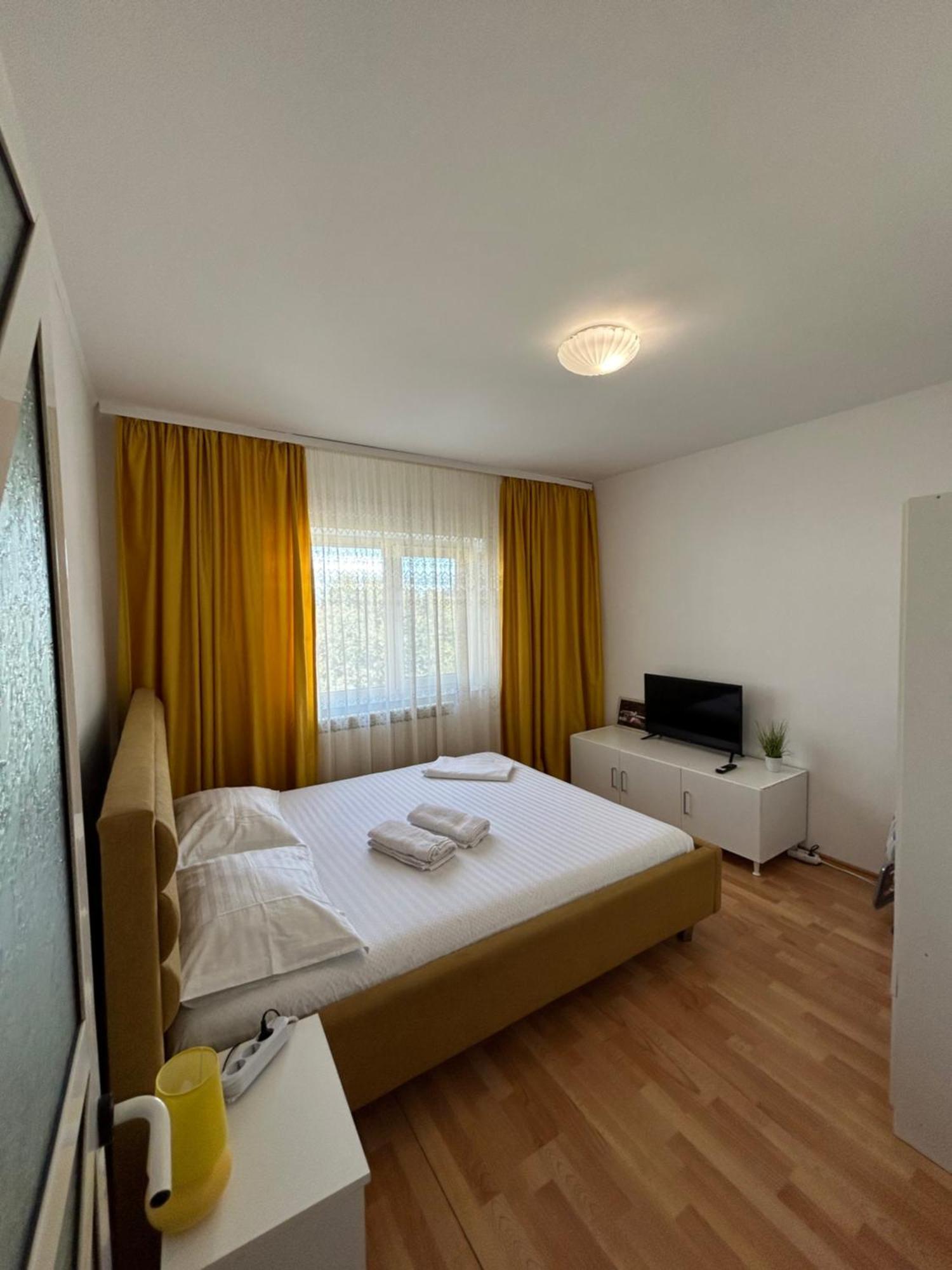 Sj Apartment Тулча Экстерьер фото